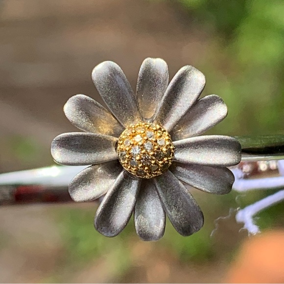 KATE SPADE Daisy Into the Bloom HINGED CUFF! Flower Mixed Metals Preppy Boho NWT - Picture 7 of 10